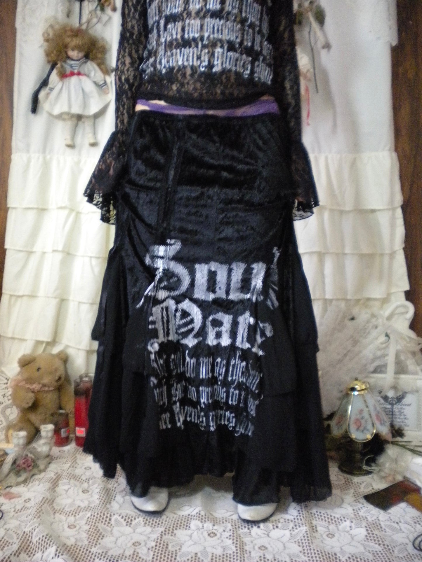 Soulmate Velvet Lace Black Skirt Medium